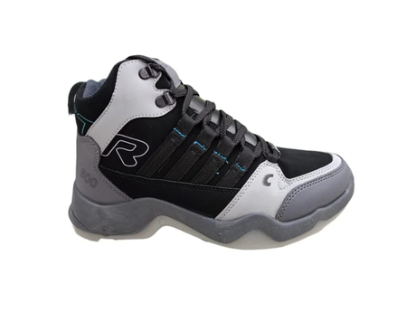 Monsoontrekkingshoeswithstronggrip