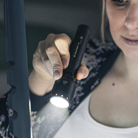 Led Lenser Portable Electric Lamp P6R New