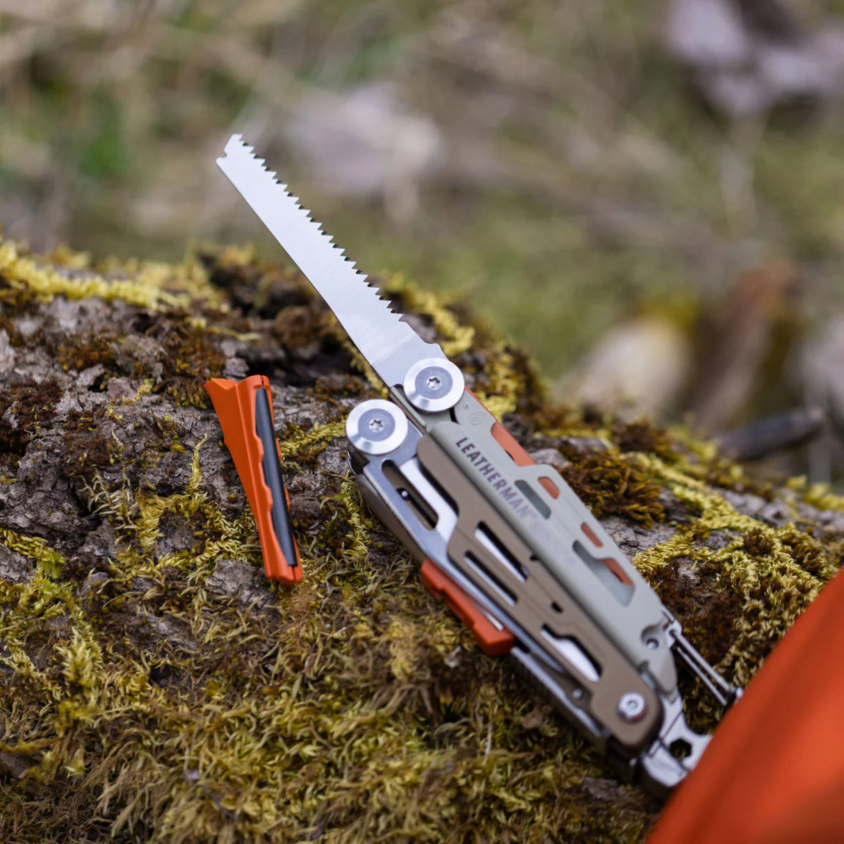 LEATHERMAN MULTIPURPOSE KNIFE SIGNAL-MESA VERDE